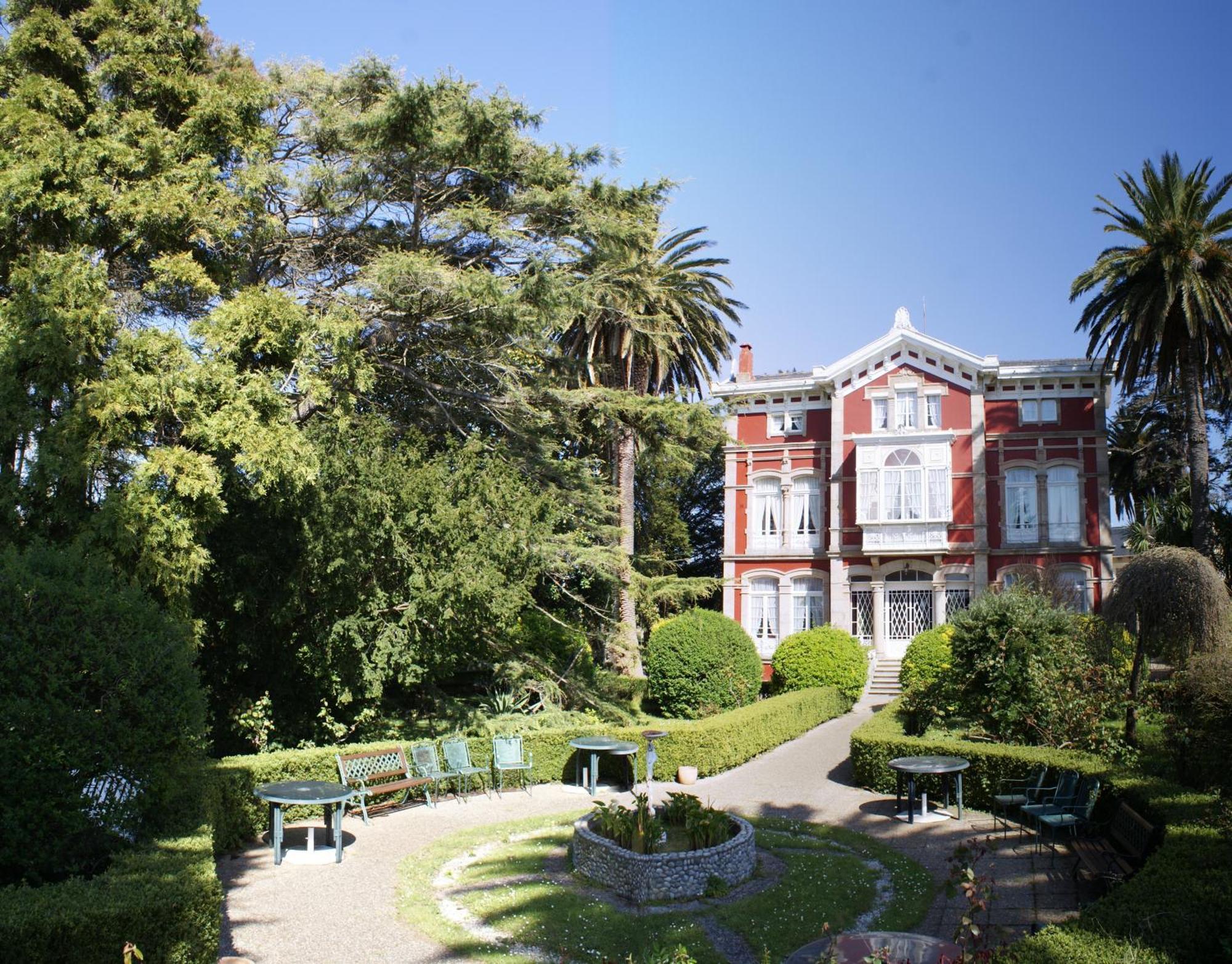Villa La Argentina Luarca Bagian luar foto